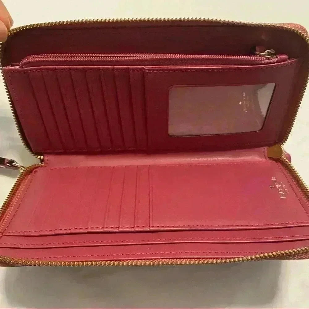 Kate Spade Wallet With Wristlet